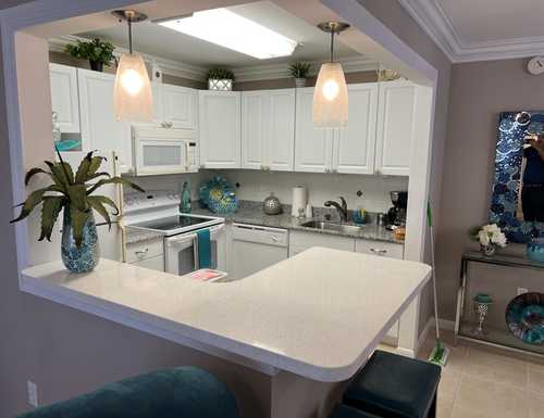 $159,900 - 1Br/2Ba -  for Sale in Kings Point Tuscany Condos, Delray Beach