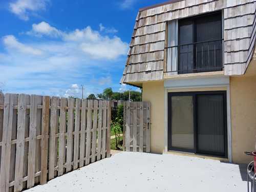 $269,000 - 2Br/3Ba -  for Sale in Waterside Estates, Lake Worth