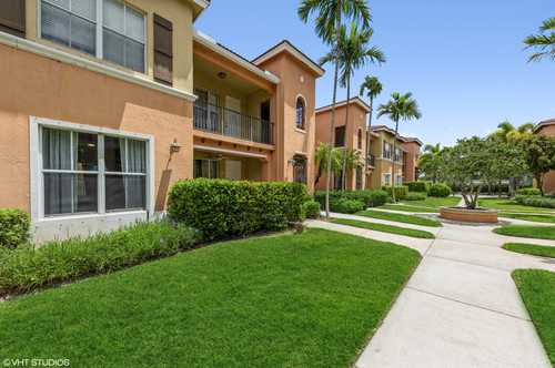 $295,000 - 2Br/2Ba -  for Sale in Rosemont Condo, Palm Springs