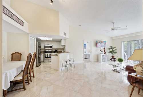 $320,000 - 2Br/2Ba -  for Sale in Grand View At Crestwood Condo, Royal Palm Beach