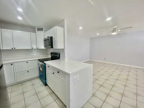 $220,000 - 2Br/2Ba -  for Sale in Kings Point Seville Condos, Delray Beach
