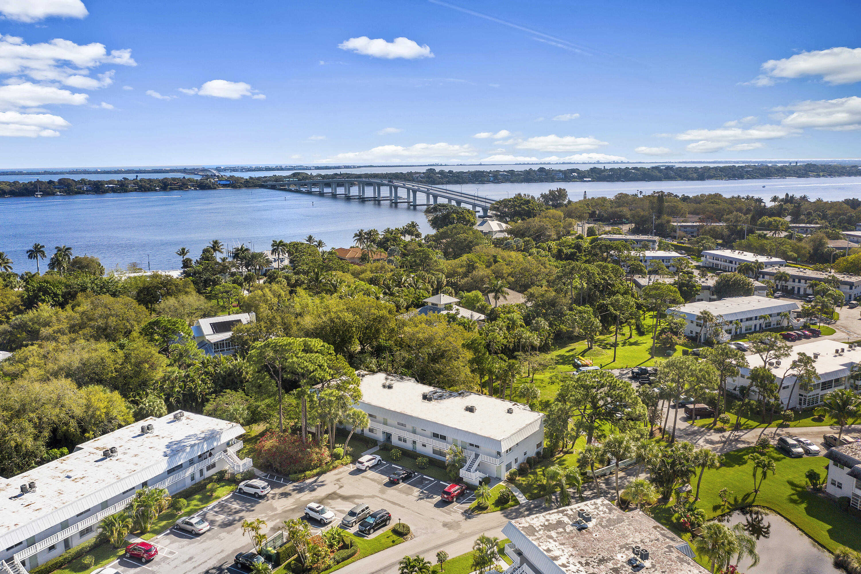 View Stuart, FL 34996 residential property