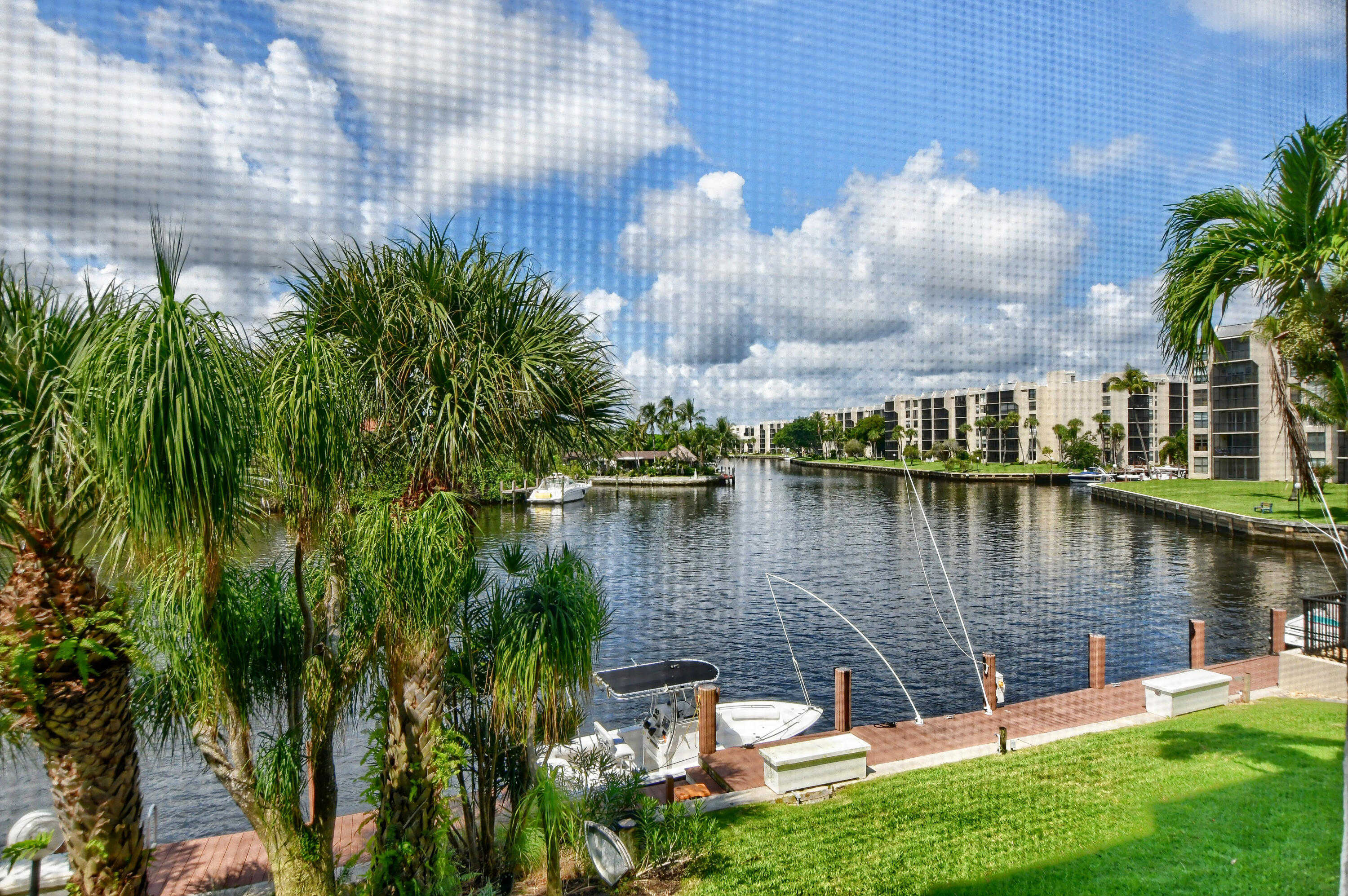 View Boca Raton, FL 33432 residential property