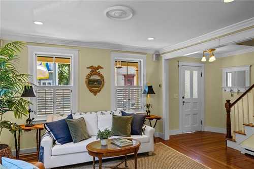 $799,000 - 2Br/1Ba -  for Sale in The Point, Newport