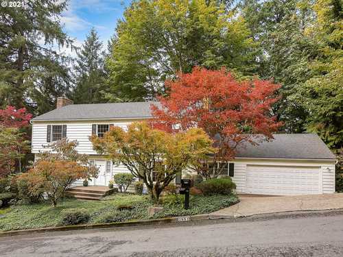 $1,349,000 - 4Br/4Ba -  for Sale in Palisades Heights, Lake Oswego