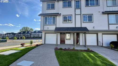 $520,305 - 4Br/4Ba -  for Sale in Tigard