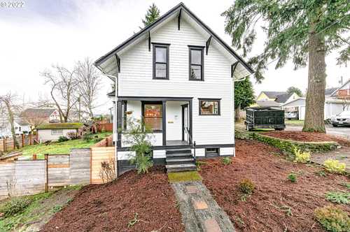 $499,900 - 2Br/2Ba -  for Sale in Oregon City
