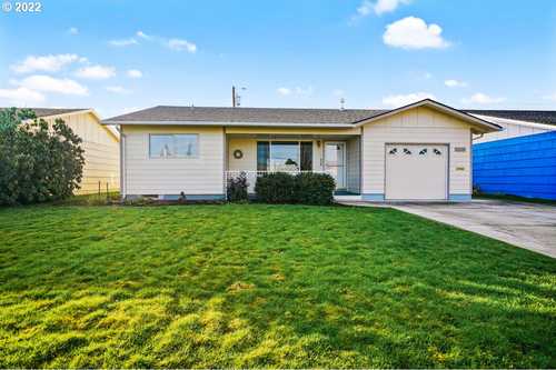 $349,900 - 2Br/2Ba -  for Sale in Woodburn