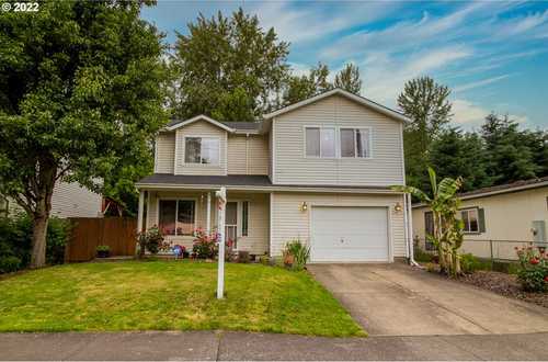 $499,000 - 4Br/3Ba -  for Sale in Portland