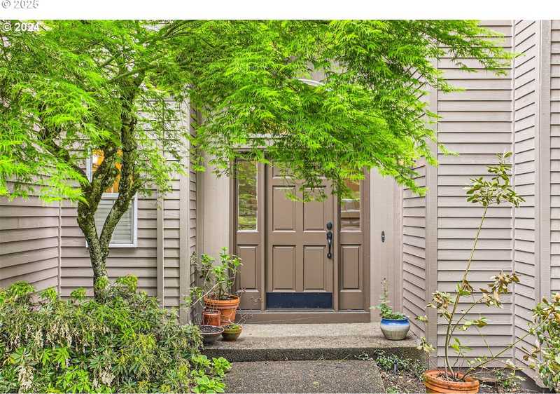 $839,000 - 6Br/4Ba -  for Sale in Portland