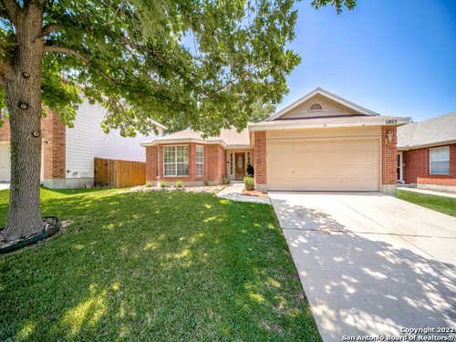 $279,000 - 3Br/2Ba -  for Sale in Helotes Crossing, Helotes