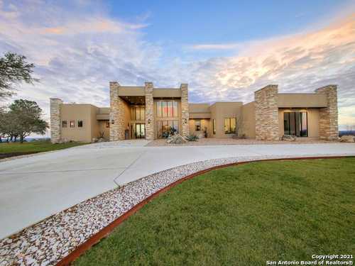 $3,695,000 - 3Br/4Ba -  for Sale in The Reserve, Comfort