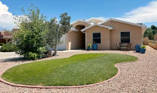 $475,000 - 3Br/2Ba -  for Sale in Espanola