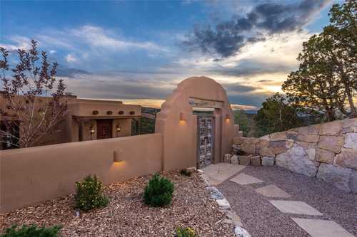 $2,550,000 - 4Br/3Ba -  for Sale in Tesuque Hills, Santa Fe
