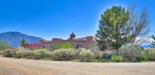 $725,000 - 2Br/2Ba -  for Sale in Taos