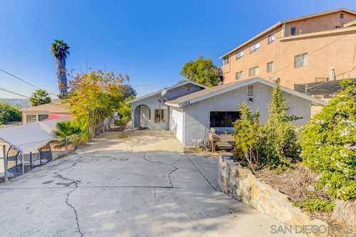 $715,000 - 4Br/2Ba -  for Sale in East San Diego Villa Heights, Spring Valley