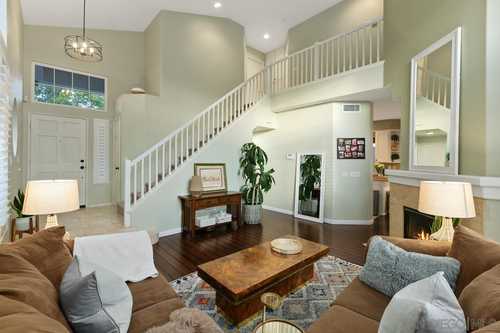 $1,059,000 - 3Br/3Ba -  for Sale in Discovery Hills, San Marcos