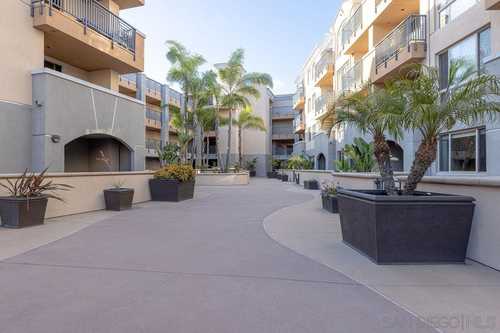$950,000 - 2Br/2Ba -  for Sale in Carmel Valley, San Diego