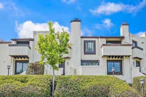 $725,000 - 2Br/3Ba -  for Sale in Point Loma, San Diego
