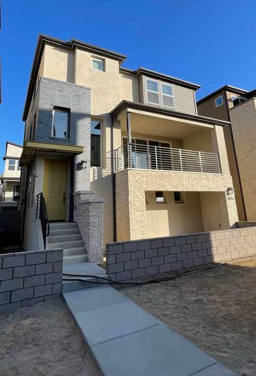 $1,450,000 - 3Br/4Ba -  for Sale in 3roots, San Diego