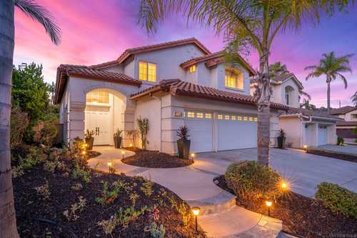$1,949,000 - 5Br/4Ba -  for Sale in Palisades, San Diego