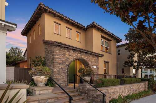 $1,799,000 - 3Br/3Ba -  for Sale in Portico, San Diego