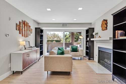 $560,000 - 2Br/2Ba -  for Sale in Creekside, San Diego