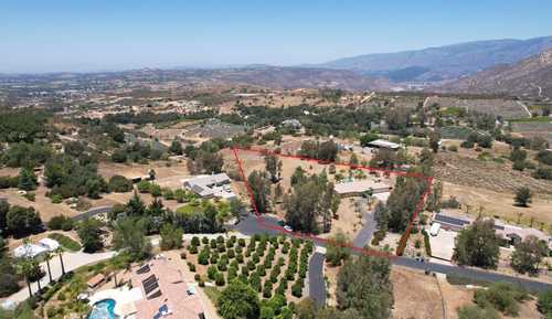 $939,000 - 3Br/3Ba -  for Sale in Clearview Estates, Valley Center