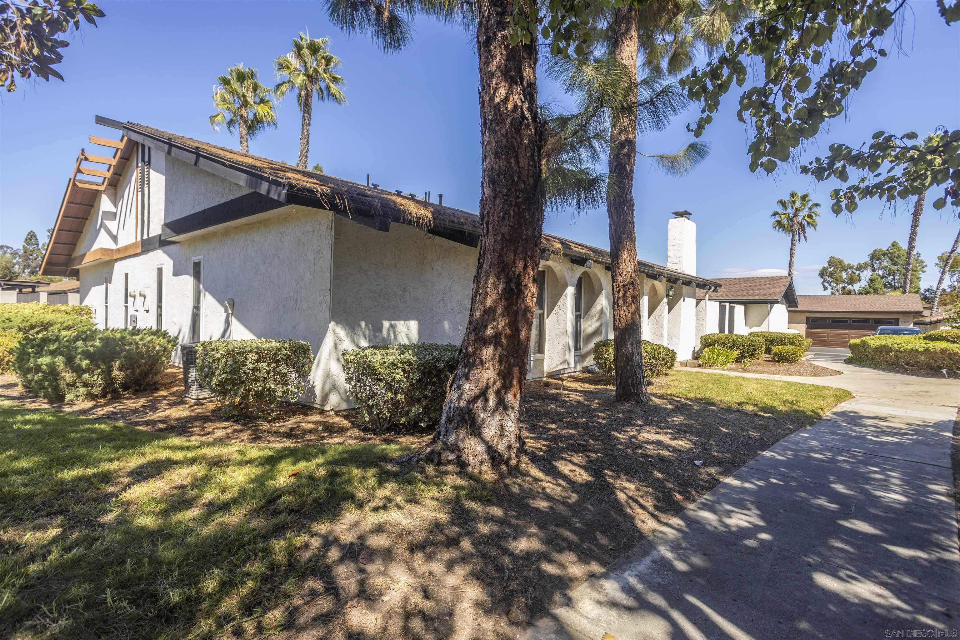 $575,000 - 3Br/2Ba -  for Sale in Rancho San Diego, Spring Valley