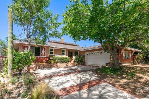 $809,000 - 3Br/3Ba -  for Sale in Fletcher Hills, La Mesa