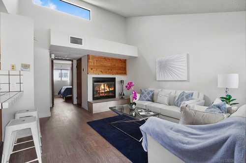 $400,000 - 1Br/1Ba -  for Sale in Hillcrest, San Diego