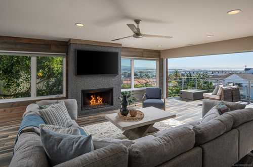$3,299,000 - 4Br/6Ba -  for Sale in Roseville Heights, San Diego