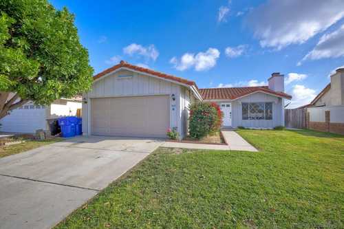 $880,000 - 3Br/2Ba -  for Sale in Mira Mesa, San Diego