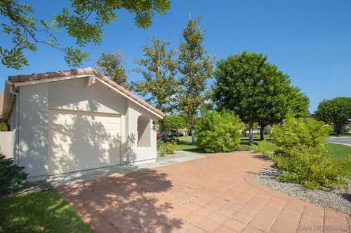 $729,000 - 3Br/2Ba -  for Sale in Oaks North, San Diego
