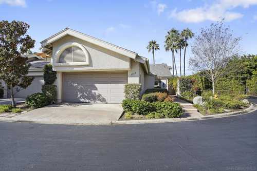 $1,125,000 - 2Br/2Ba -  for Sale in The Villas, Rancho Santa Fe