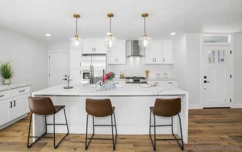 $927,000 - 4Br/2Ba -  for Sale in Poway, San Diego