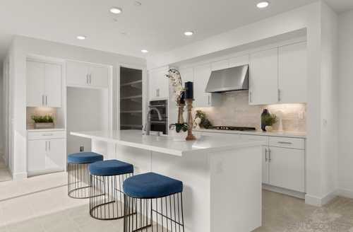 $2,480,880 - 5Br/6Ba -  for Sale in Sendero Collection, San Diego