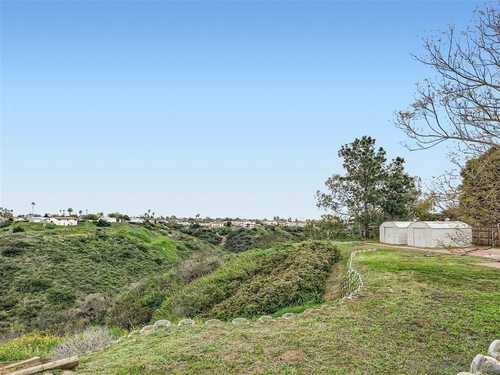 $980,000 - 3Br/2Ba -  for Sale in Bay Ho, San Diego
