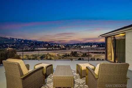 $999,000 - 4Br/4Ba -  for Sale in Starlight Terrace, La Mesa