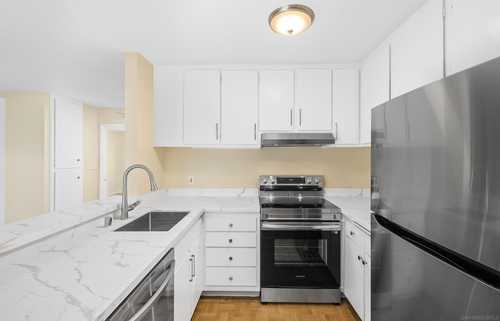 $499,900 - 2Br/1Ba -  for Sale in Bay Ho, San Diego