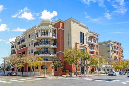 $740,000 - 2Br/2Ba -  for Sale in Hillcrest, San Diego