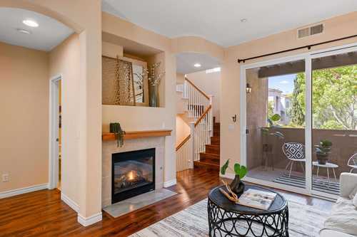 $889,500 - 3Br/3Ba -  for Sale in Mission Valley East, San Diego