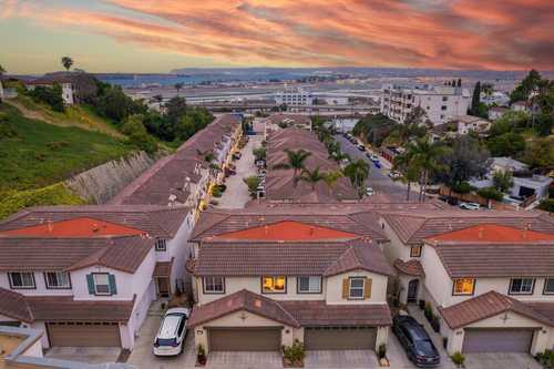 $1,450,000 - 3Br/2Ba -  for Sale in Mission Hills, San Diego