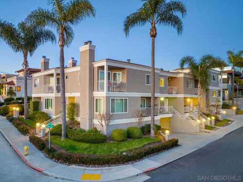 $1,098,000 - 2Br/3Ba -  for Sale in Mission Hills, San Diego