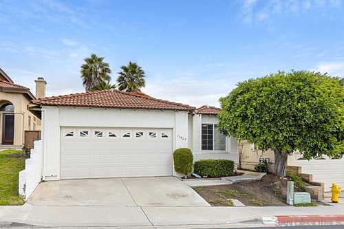 $950,000 - 3Br/2Ba -  for Sale in Bernardo Heights, San Diego