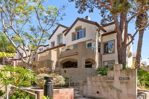 $999,000 - 2Br/3Ba -  for Sale in Del Mar Heights, San Diego