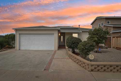 $1,450,000 - 3Br/2Ba -  for Sale in Bay Park, San Diego