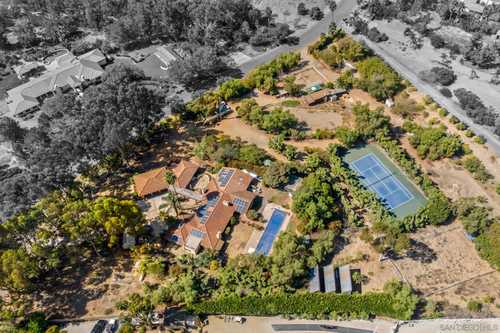 $3,895,000 - 5Br/3Ba -  for Sale in Rancho Santa Fe, Rancho Santa Fe