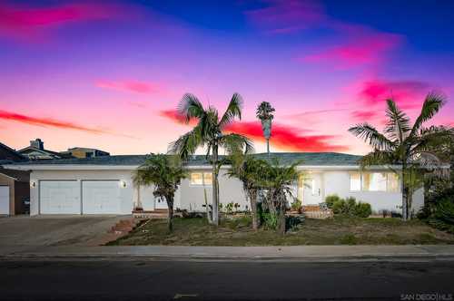 $1,250,000 - 3Br/2Ba -  for Sale in Liberty Station, San Diego