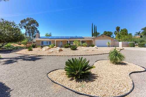 $729,900 - 3Br/2Ba -  for Sale in San Diego Country Estates, Ramona